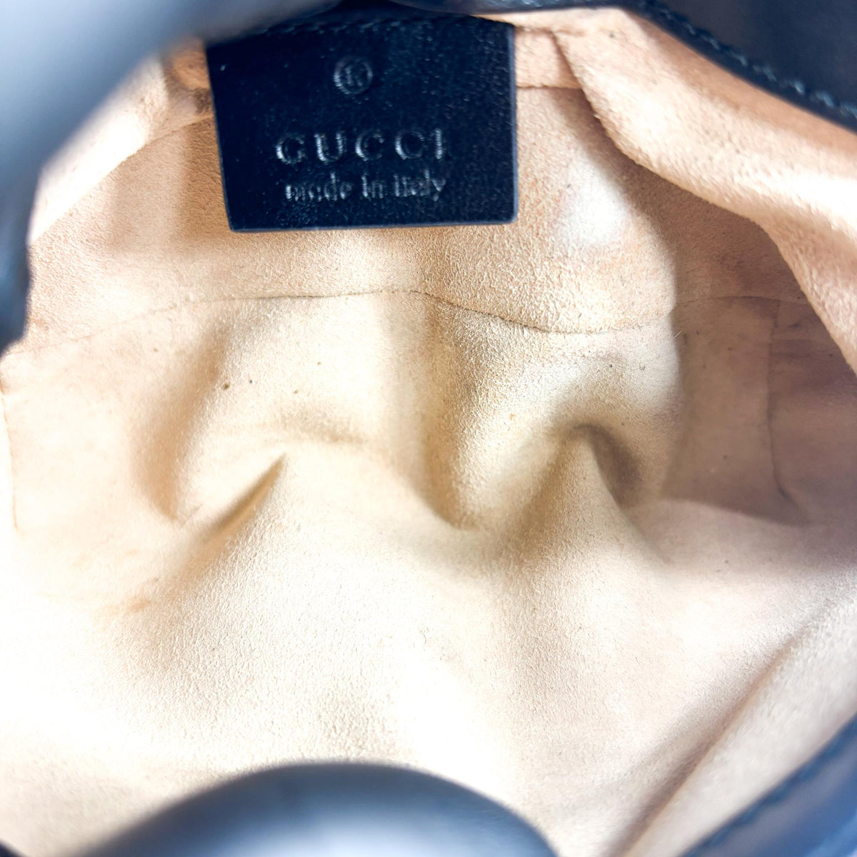Gucci GG Marmont Flap Matelasse Leather, Black, Calfskin, Handbag