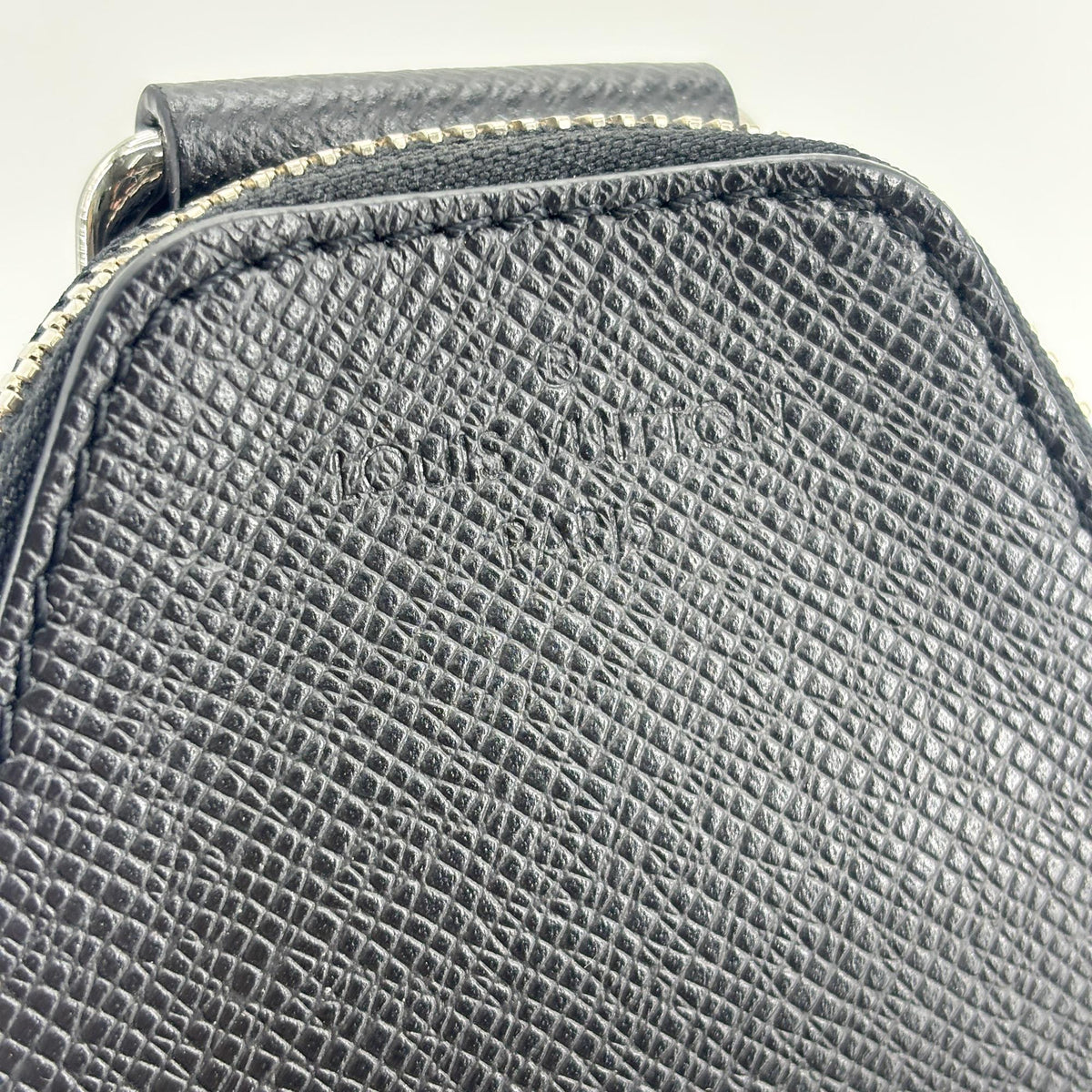 Louis Vuitton Avenue Sling Taiga Leather, Black, Leather, Handbag