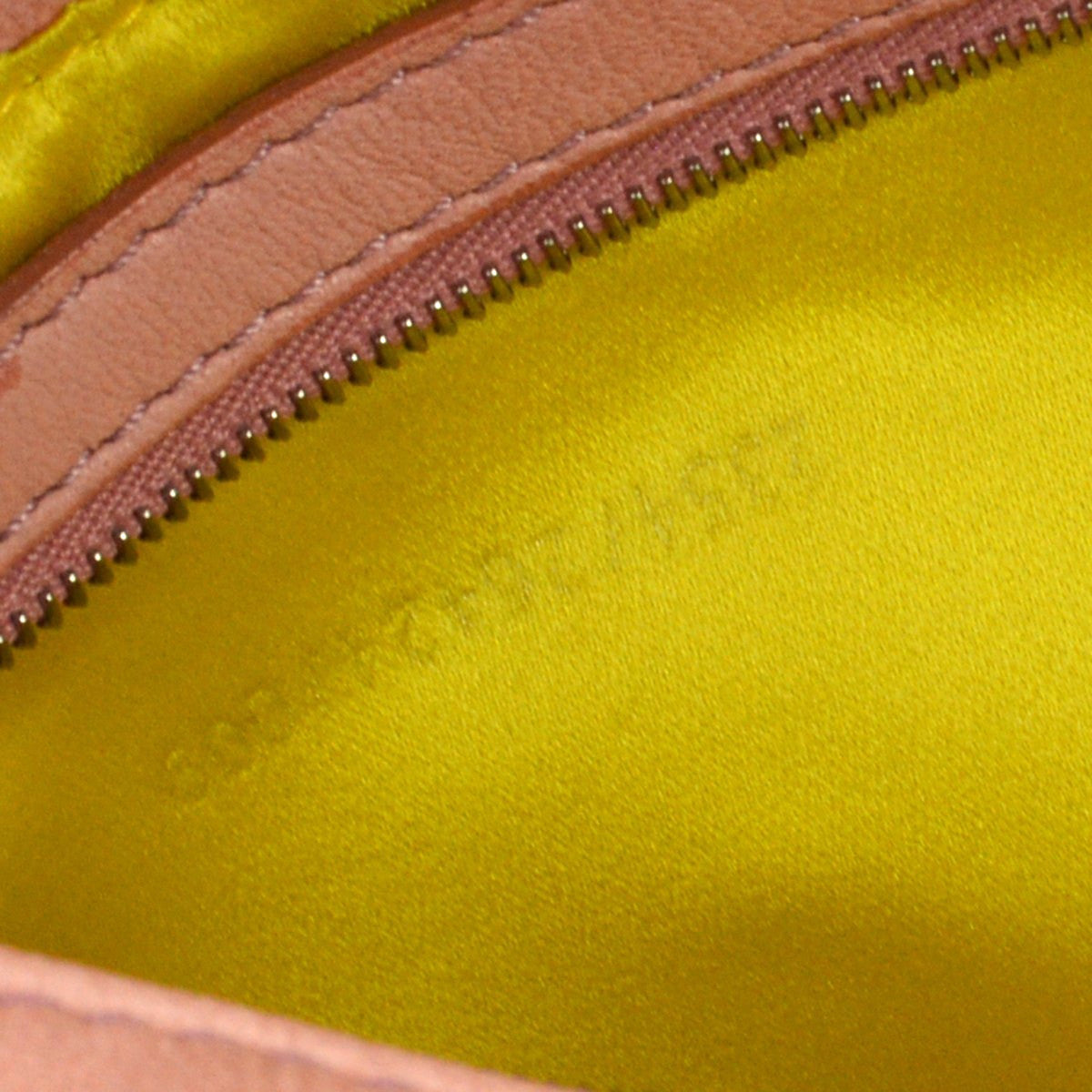 Fendi Baguette Leather, Pink, Leather, Handbag