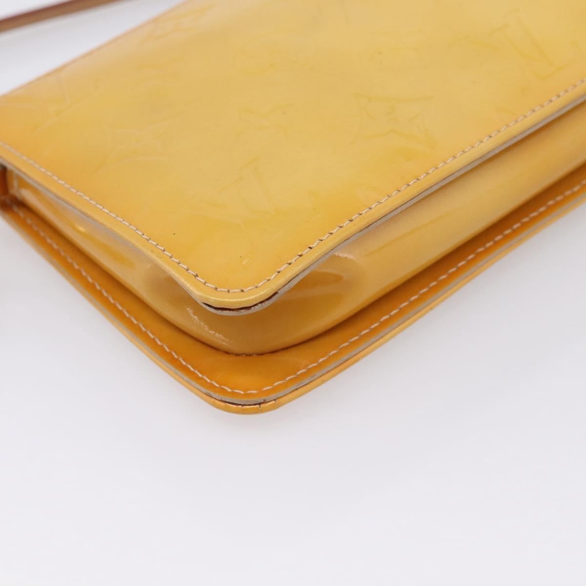 Louis Vuitton Lexington Pochette Monogram Vernis, Beige, Patent Leather, Clutch