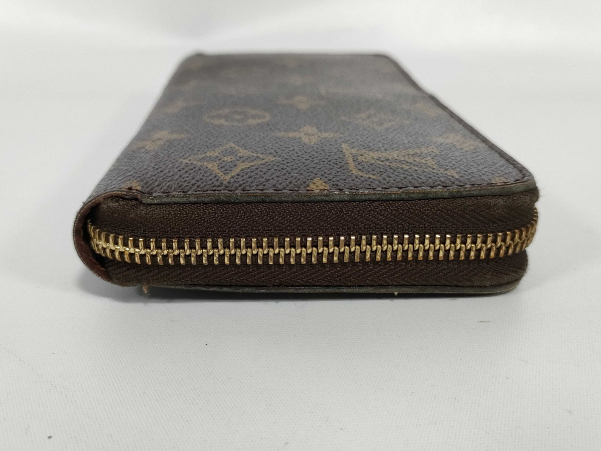 Louis Vuitton Zippy Monogram Canvas, Brown, Canvas, Wallet