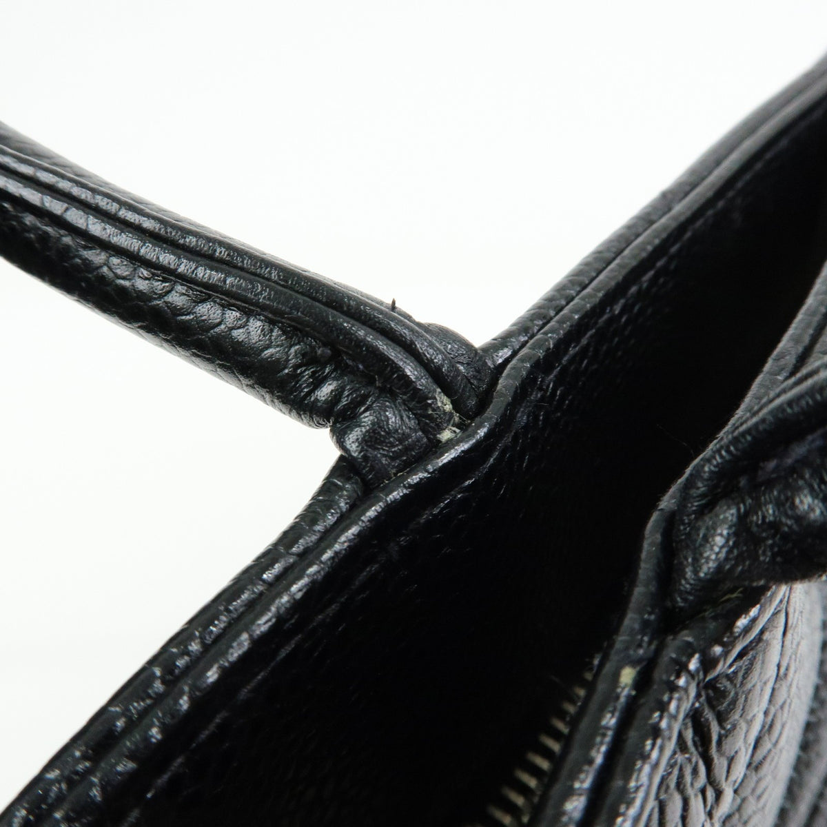 Chanel Medallion Caviar skin, Black, Leather, Tote Bag