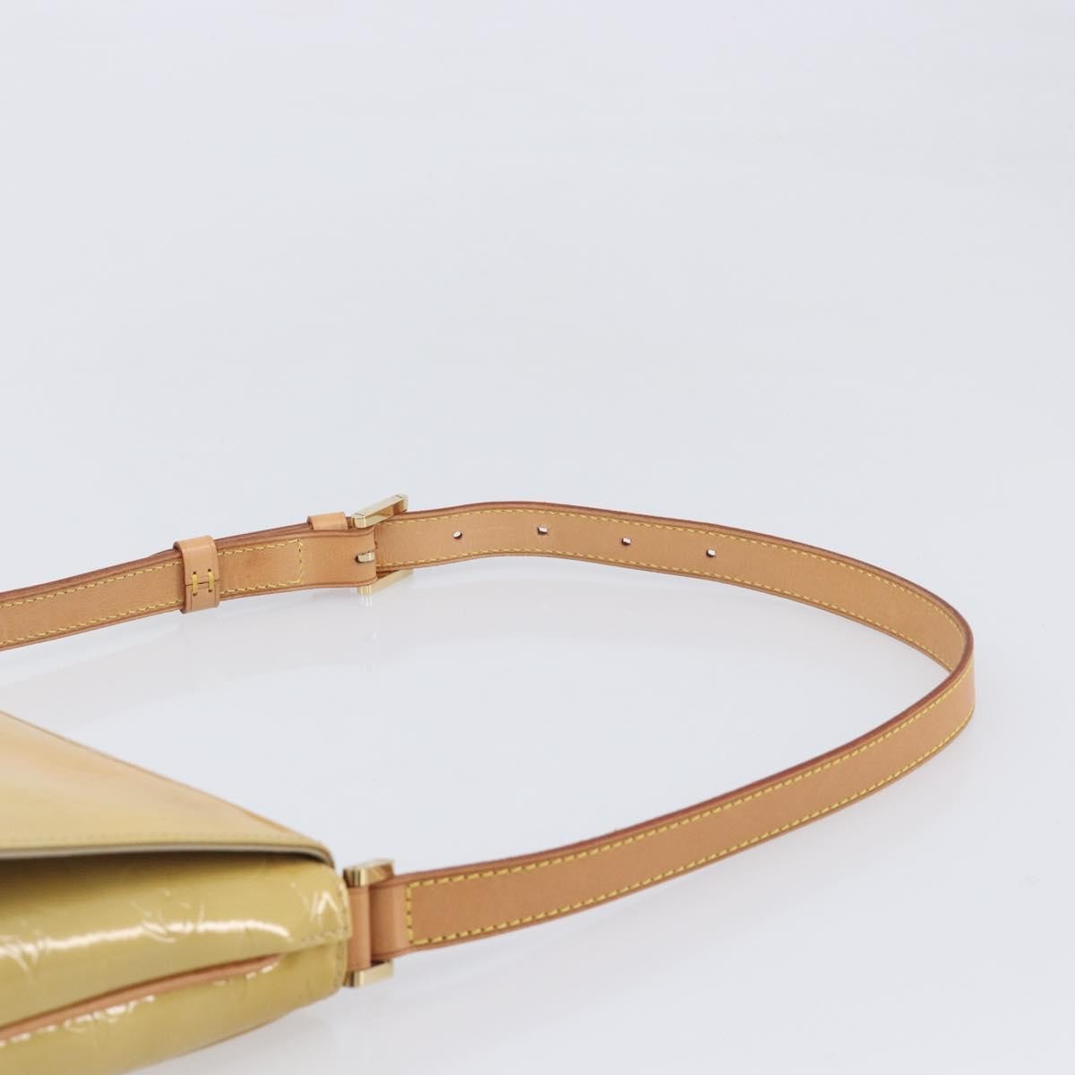 Louis Vuitton Thompson Street Monogram Vernis, Beige, Patent Leather, Shoulder Bag