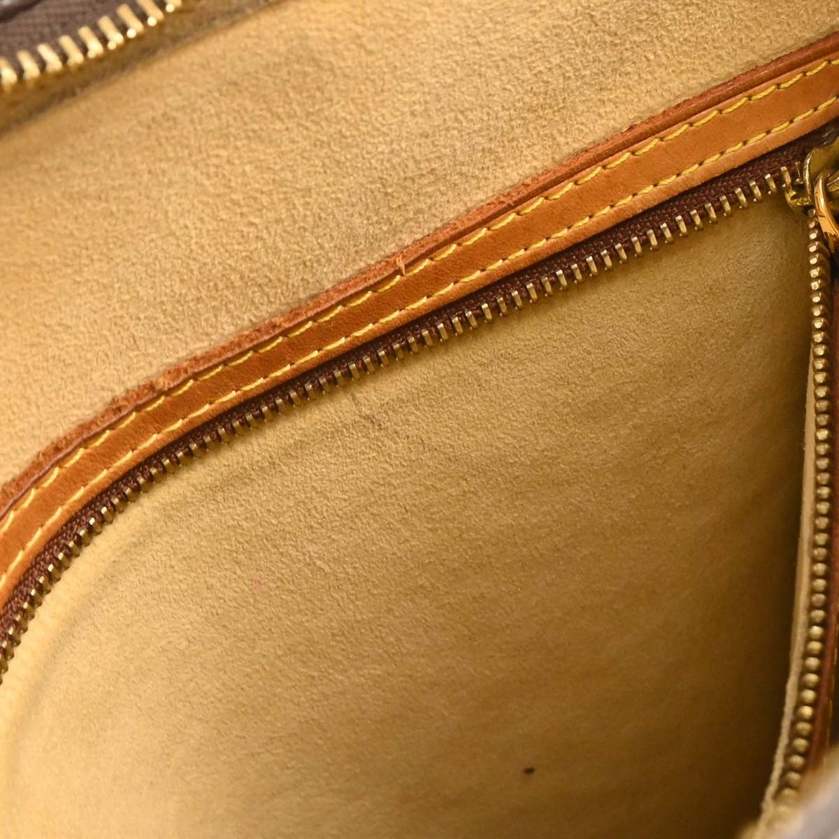 Louis Vuitton Looping Monogram Canvas, Brown, Canvas, Handbag