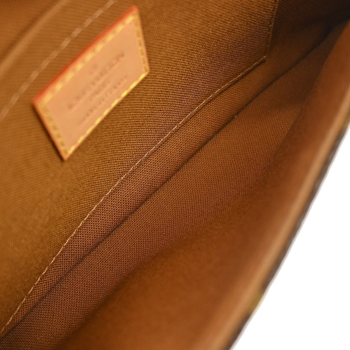 Louis Vuitton Marelle Waist Monogram Canvas, Brown, Canvas, Clutch