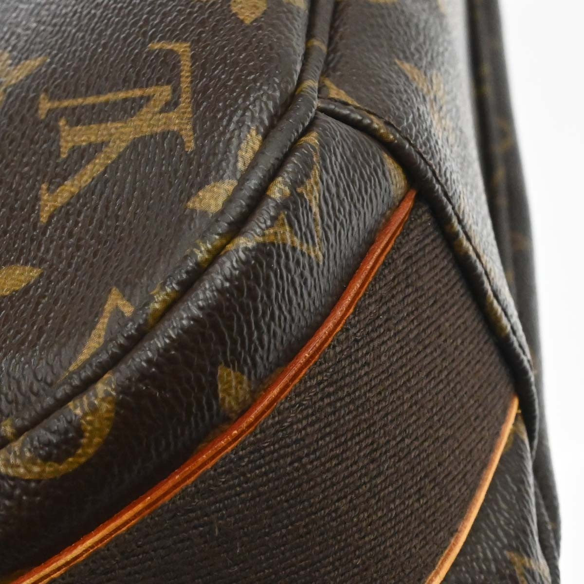 Louis Vuitton Beaubourg Messenger Monogram Canvas, Brown, Canvas, Handbag