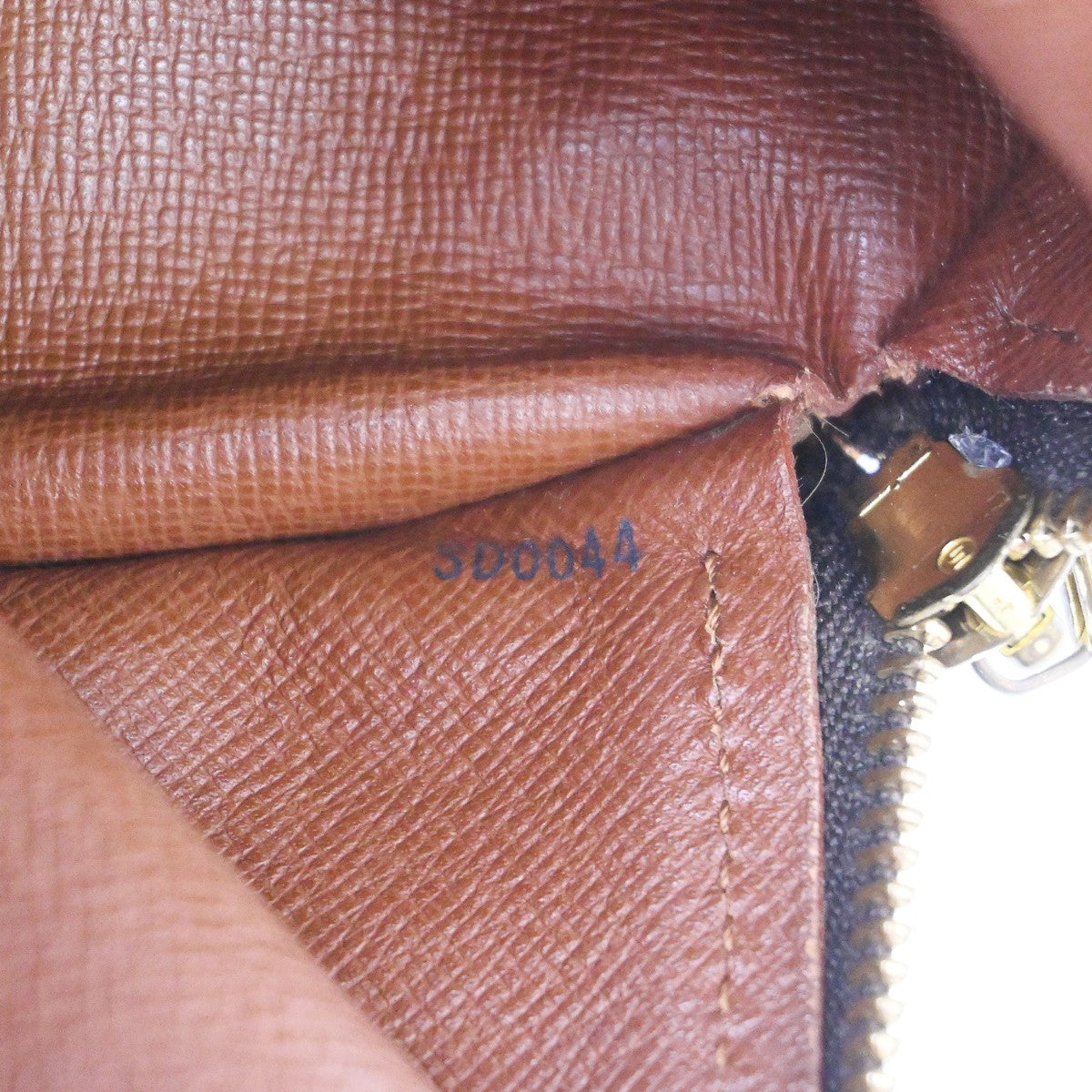 Louis Vuitton Papillon Monogram Canvas, Brown, Canvas, Handbag