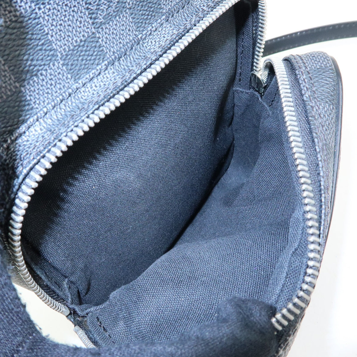Louis Vuitton Rem Damier Graphite, Black, Canvas, Handbag