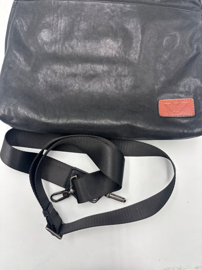 Giorgio Armani Sac bandoulière en cuir leather, BLACK, LEATHER, Shoulder bag