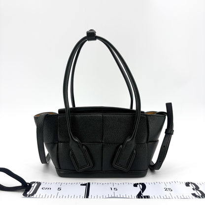 Bottega Veneta Arco Maxi Intrecciato Leather, Black, Leather, Tote Bag