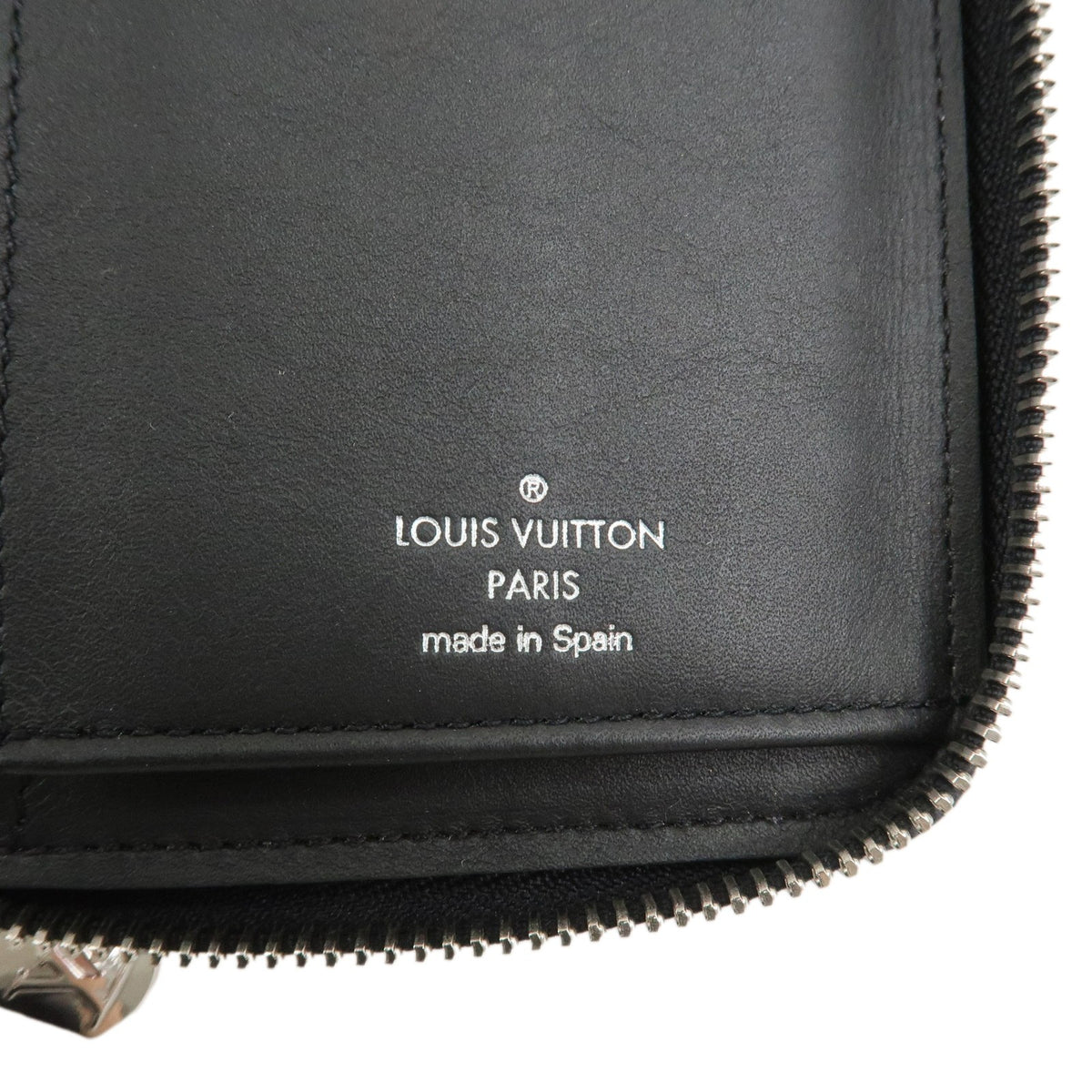 Louis Vuitton Zippy wallet vertical Leather, Black, Leather, Wallet