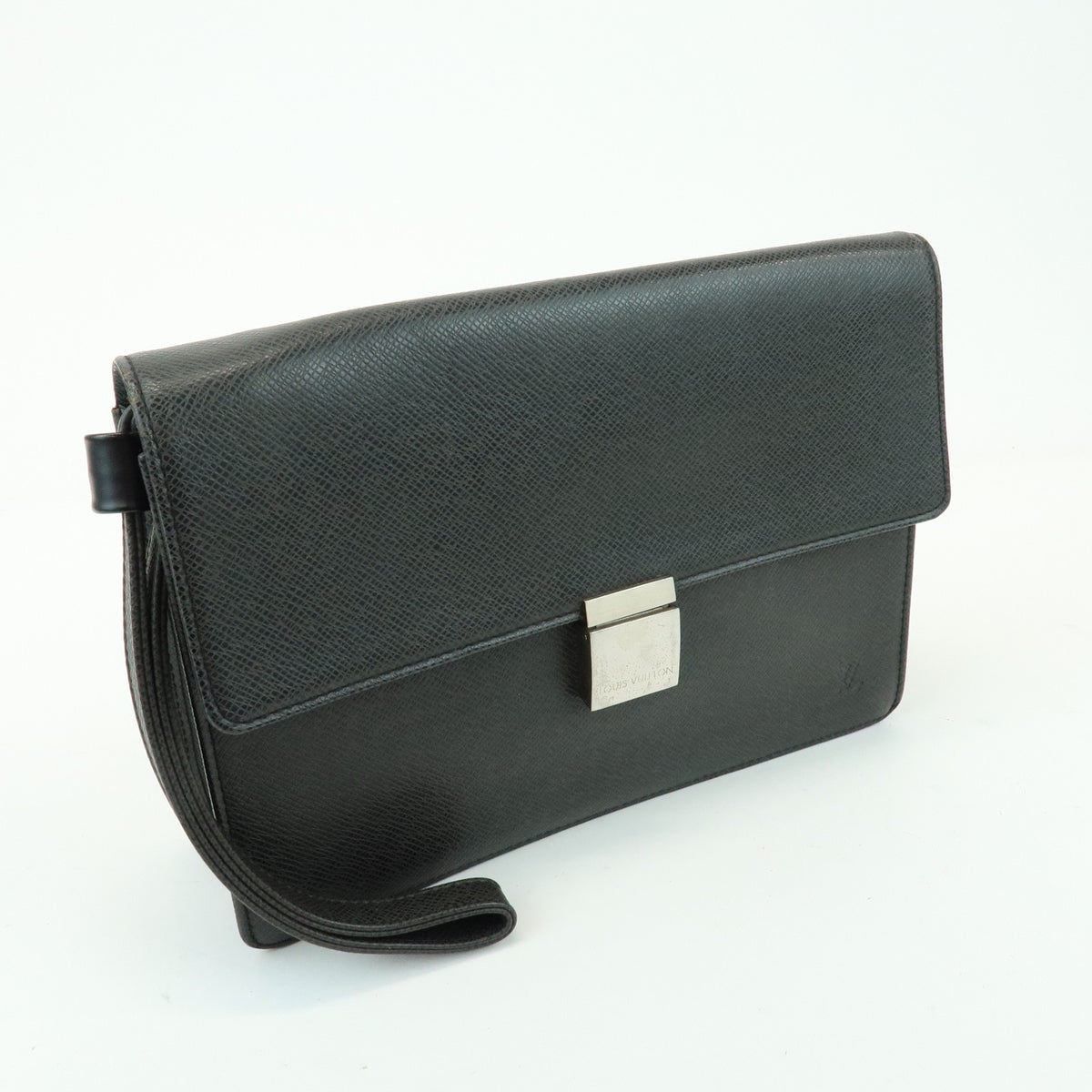 Louis Vuitton Selenga Pochette Taiga Leather, Gray, Leather, Clutch