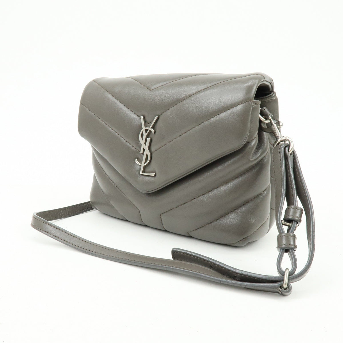 Saint Laurent Loulou Matelasse Chevron Leather, Gray, Leather, Shoulder Bag