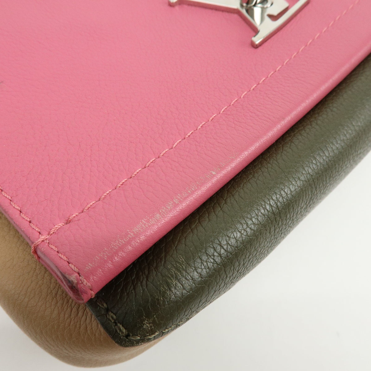 Louis Vuitton Lockme II Leather, Pink, Leather, Shoulder Bag