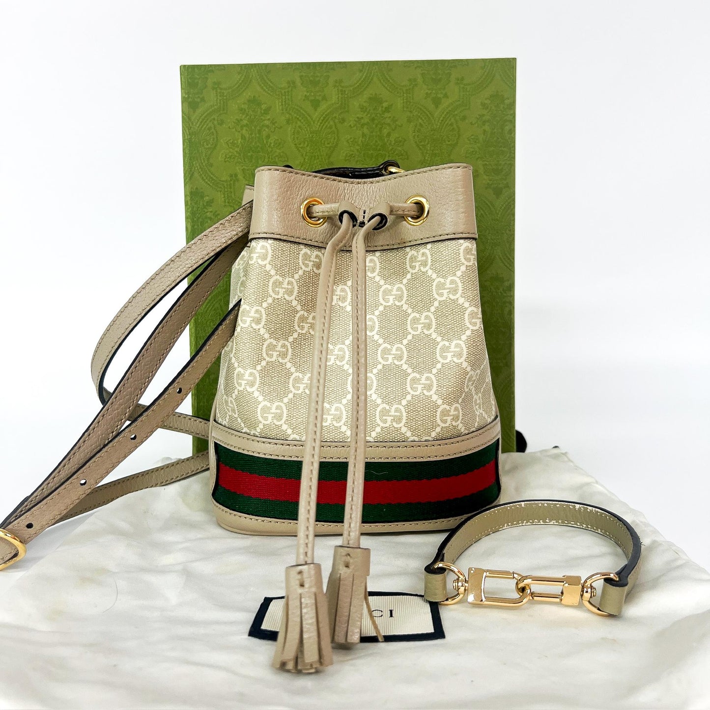 Gucci Ophidia Bucket Bag Jumbo GG Canvas with Leather, Beige, Leather, Handbag