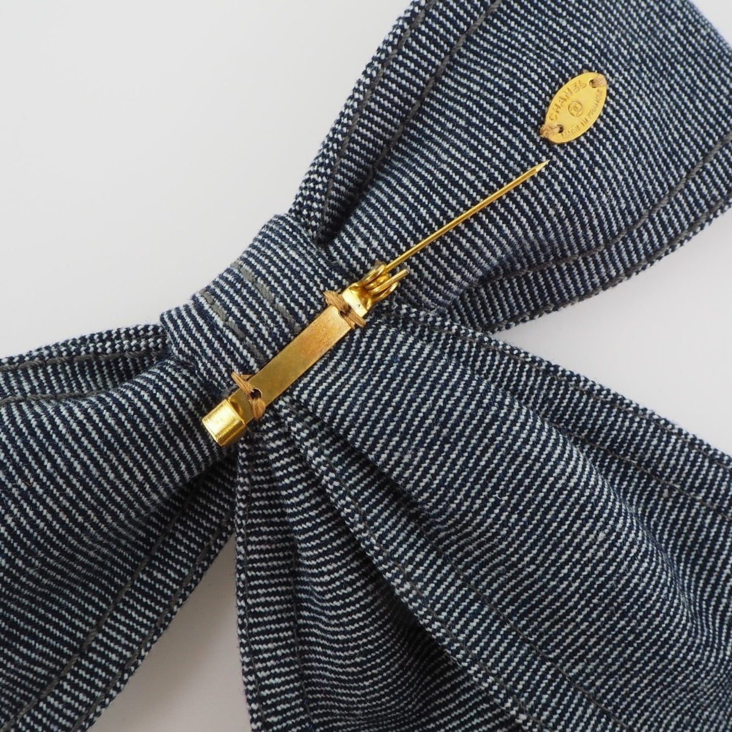 Chanel, Blue, Denim - Jeans, brooch