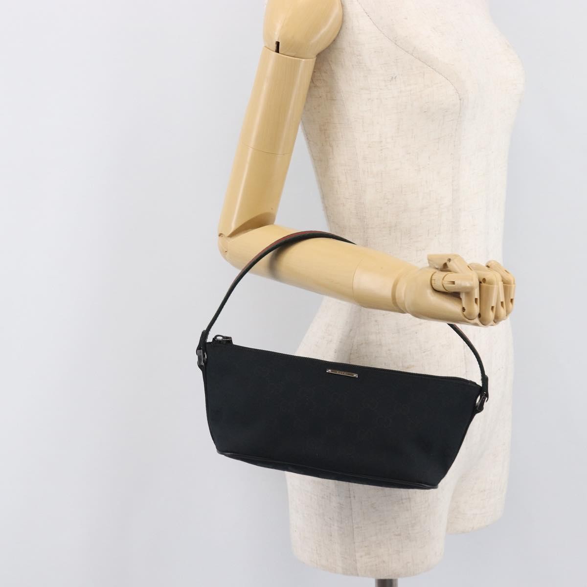 Gucci Zipped Pochette GG Canvas, Black, Canvas, Shoulder Bag