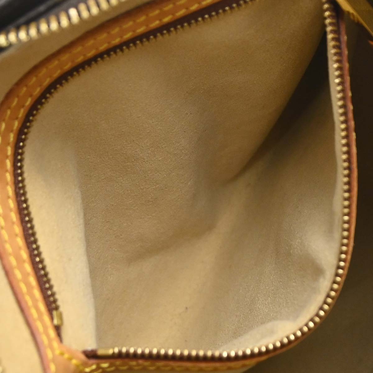 Louis Vuitton Looping Monogram Canvas, Brown, Canvas, Handbag