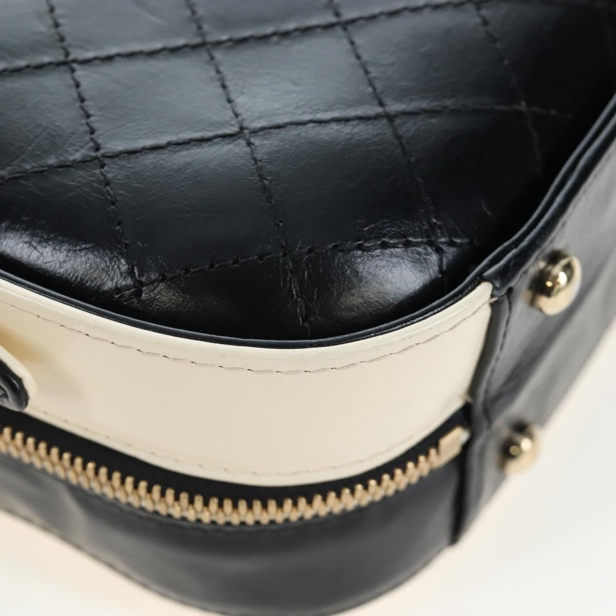 Chanel Vanity Case Quilted Crumpled Calfskin, White, Leather, Handbag