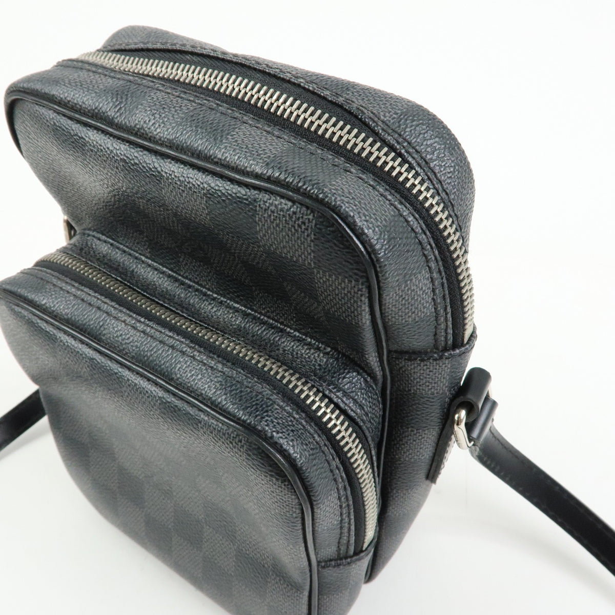 Louis Vuitton Rem Damier Graphite, Black, Canvas, Handbag