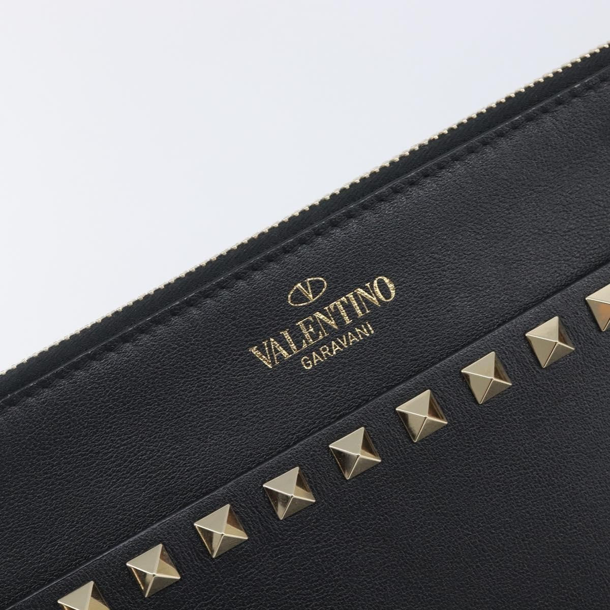 Valentino Garavani Rockstud Flat Wristlet Leather, Black, Leather, Clutch