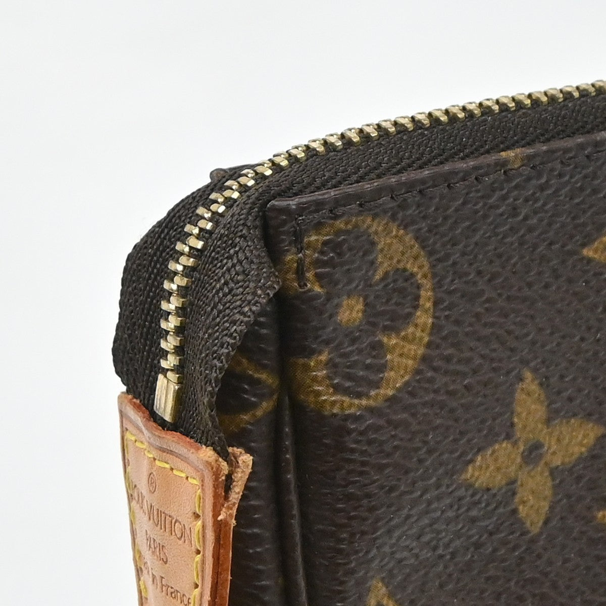 Louis Vuitton Mini pochette accessoires Canvas, Brown, Canvas, Clutch