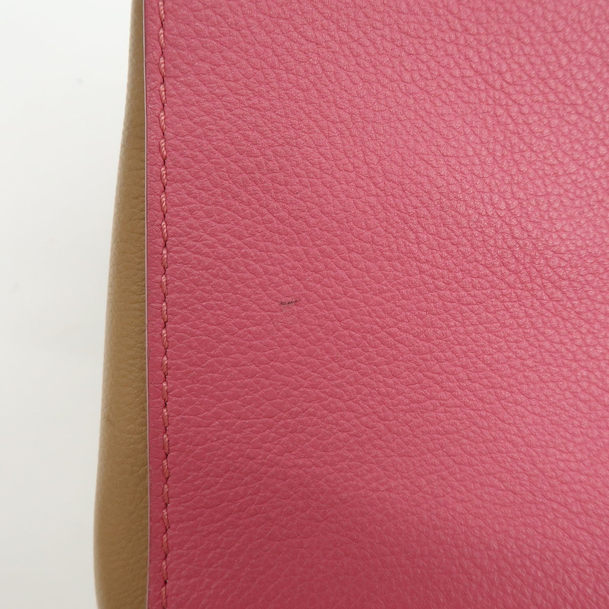 Louis Vuitton Lockme II Leather, Pink, Leather, Shoulder Bag