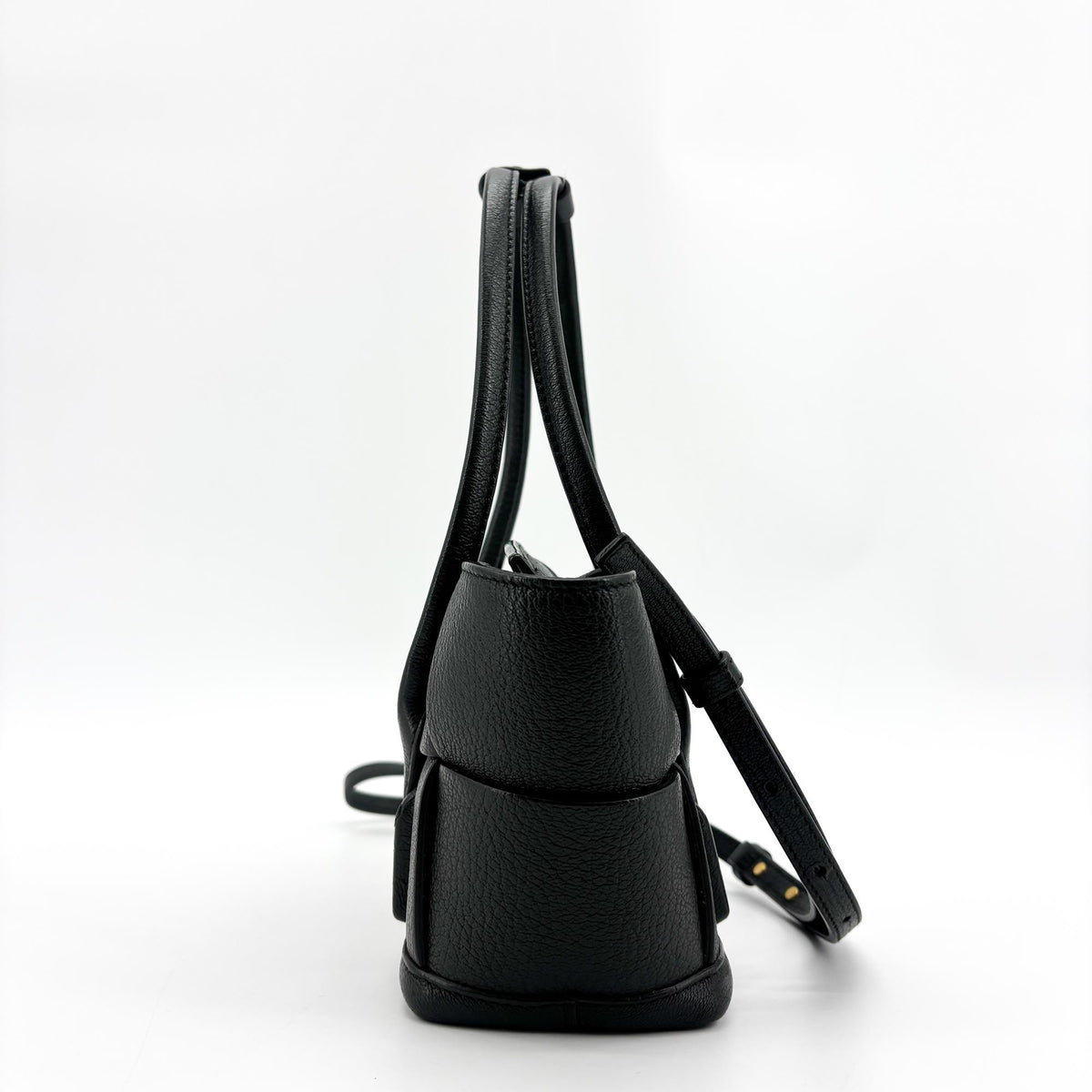 Bottega Veneta Arco Maxi Intrecciato Leather, Black, Leather, Tote Bag