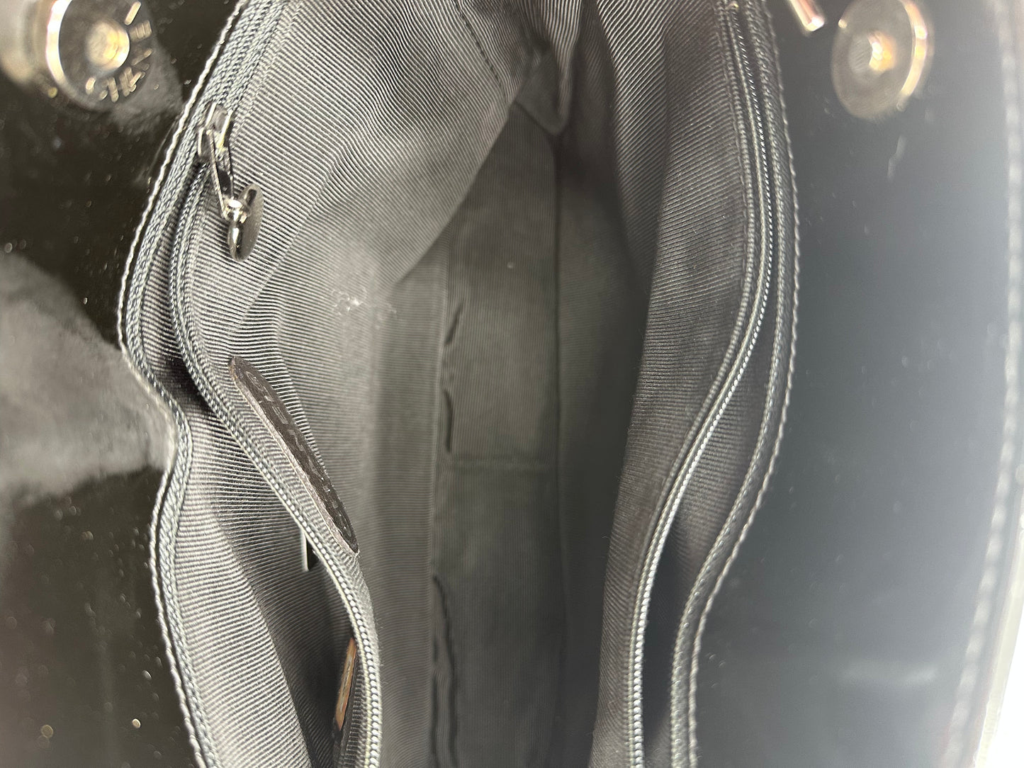 Chanel BLACK PATENT LEATHER HANDBAG diana, Black, Patent Leather, Shoulder Bag