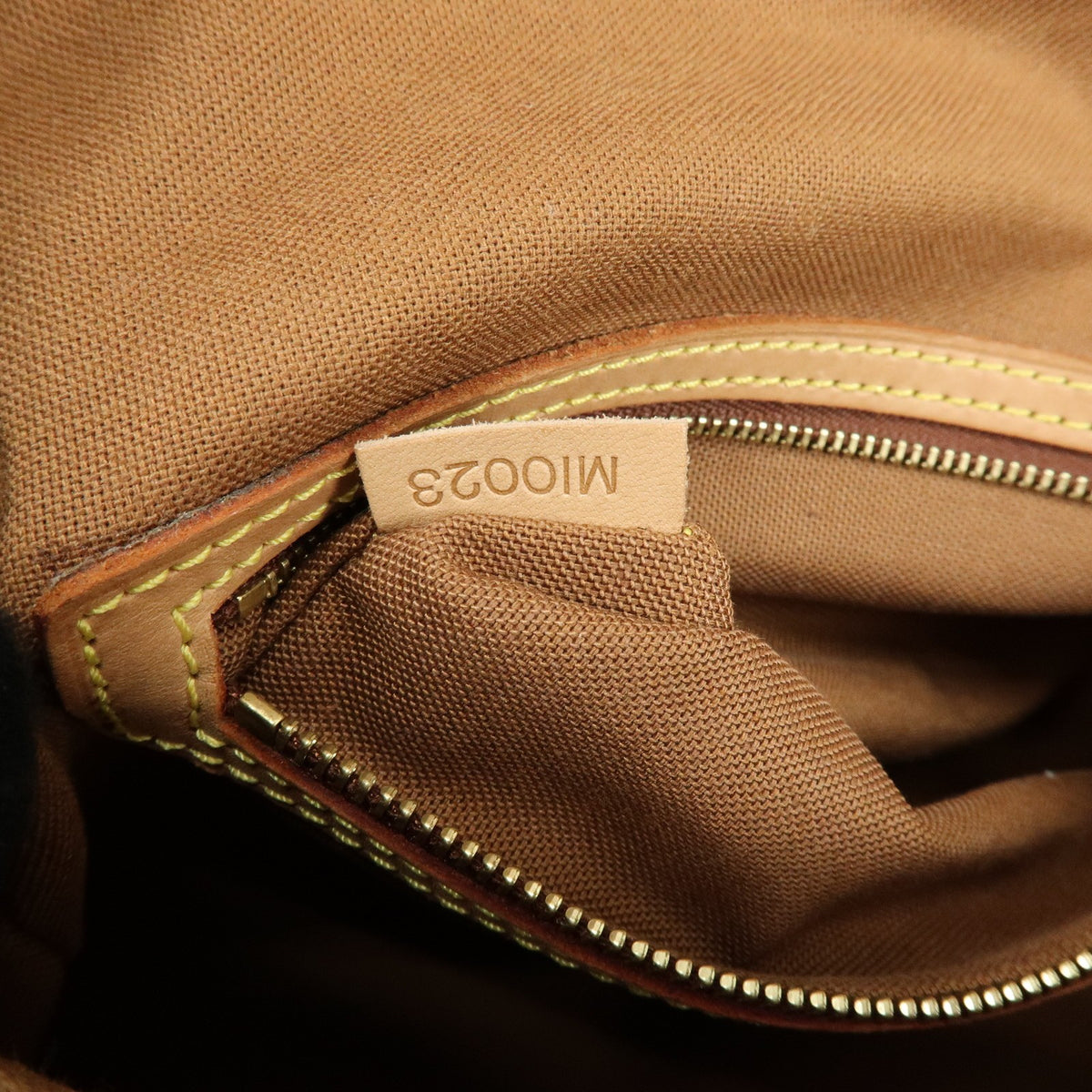 Louis Vuitton Looping Monogram Canvas, Brown, Canvas, Handbag