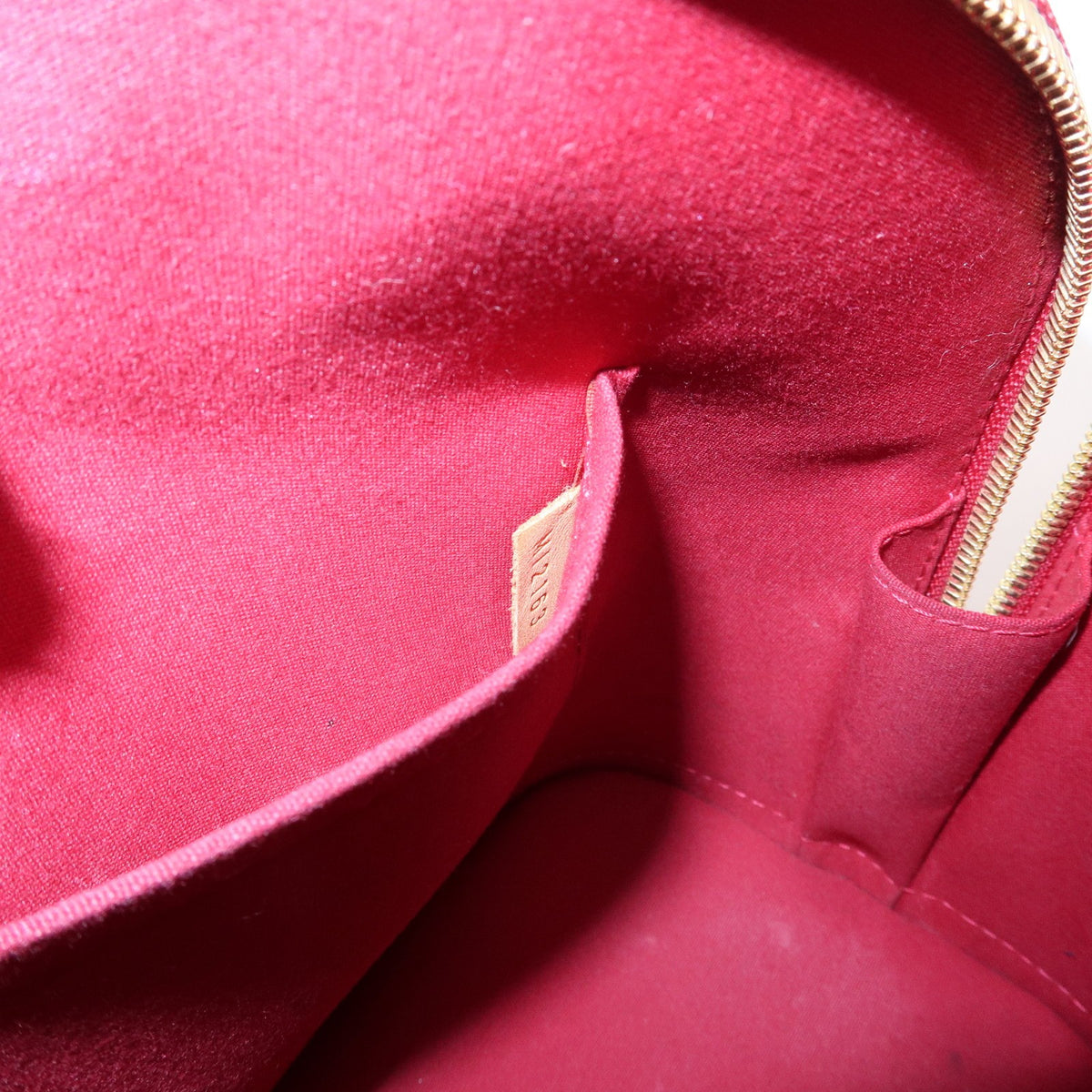 Louis Vuitton Alma Monogram Vernis, Red, Patent Leather, Handbag