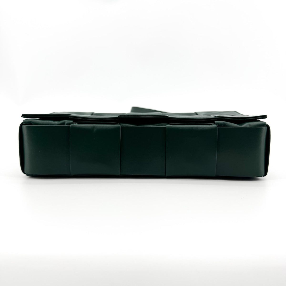 Bottega Veneta Cassette Maxi Intrecciato Leather, Green, Leather, Crossbody Bag