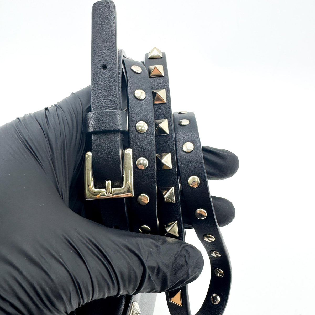 Valentino Garavani Rockstud Camera Leather, Black, Leather, Crossbody Bag