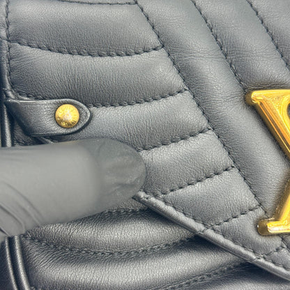 Louis Vuitton New Wave Chain Quilted Leather, Black, Leather, Handbag