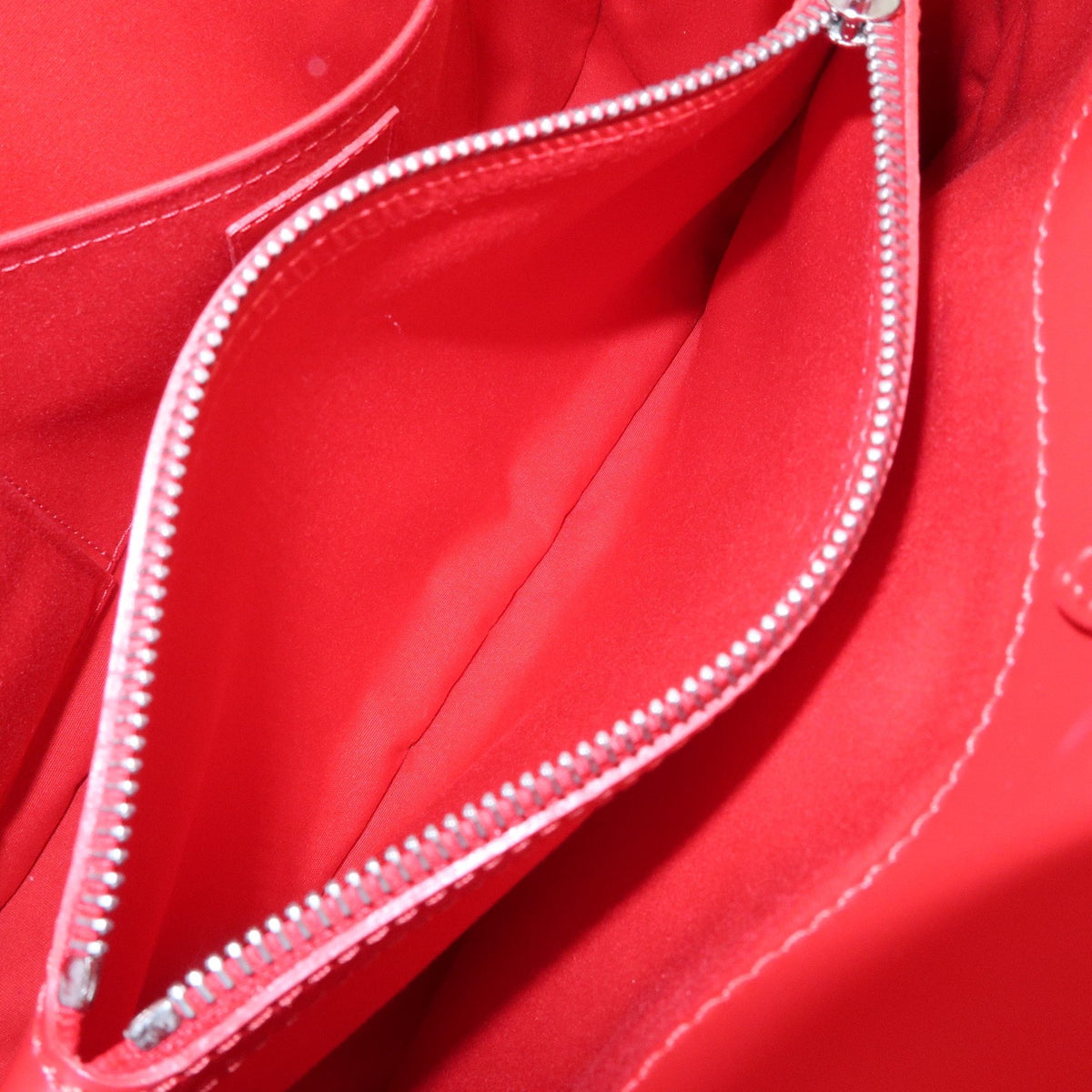 Louis Vuitton Passy Epi Leather, Red, Leather, Tote Bag