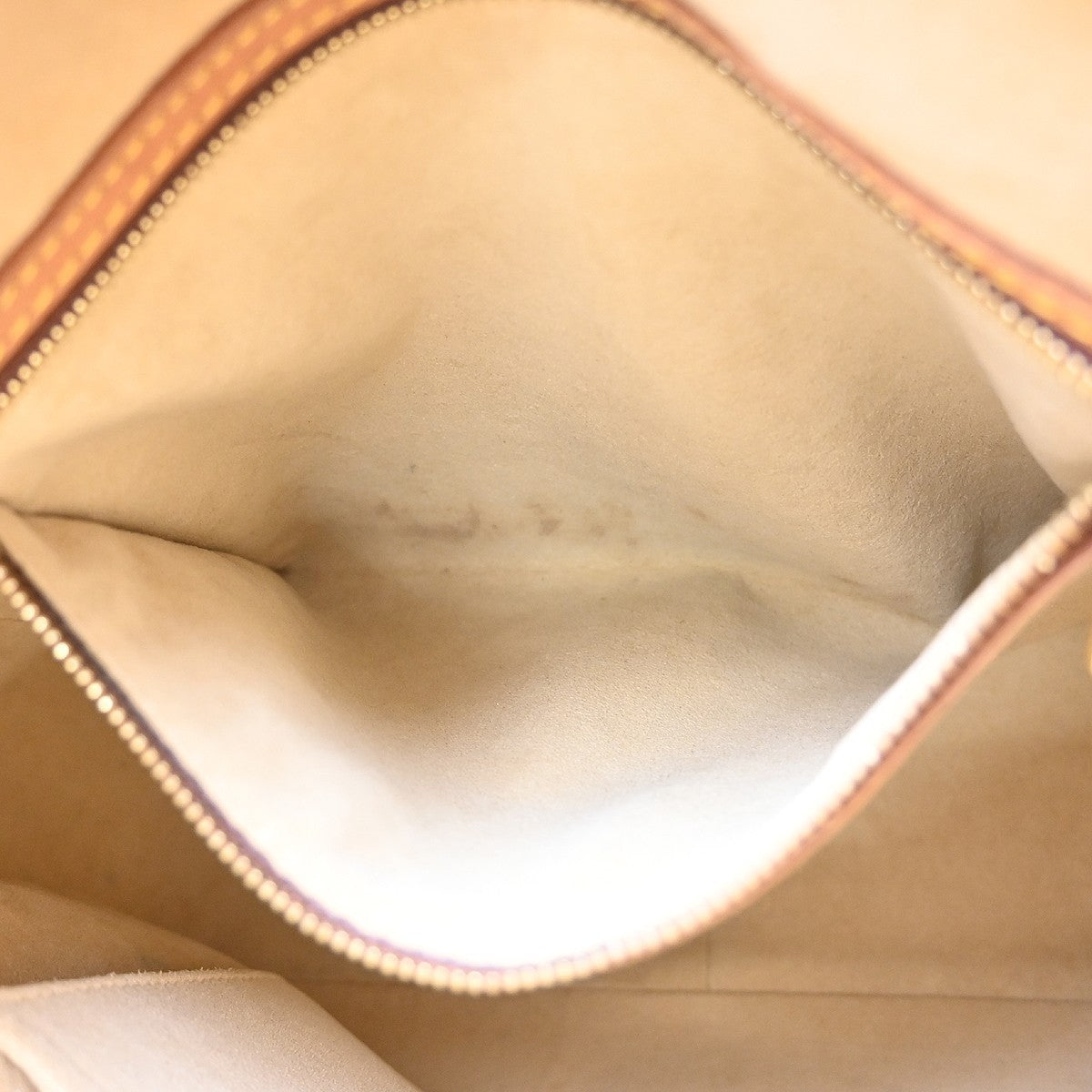 Louis Vuitton Looping Monogram Canvas, Brown, Canvas, Handbag
