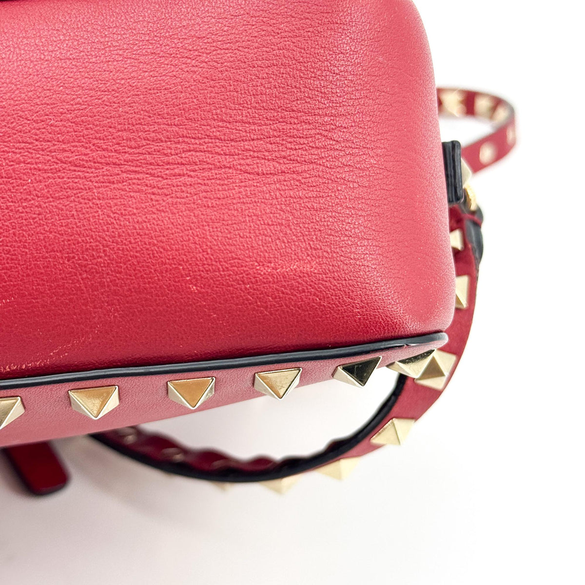 Valentino Garavani Rockstud Camera Leather, Red, Leather, Crossbody Bag