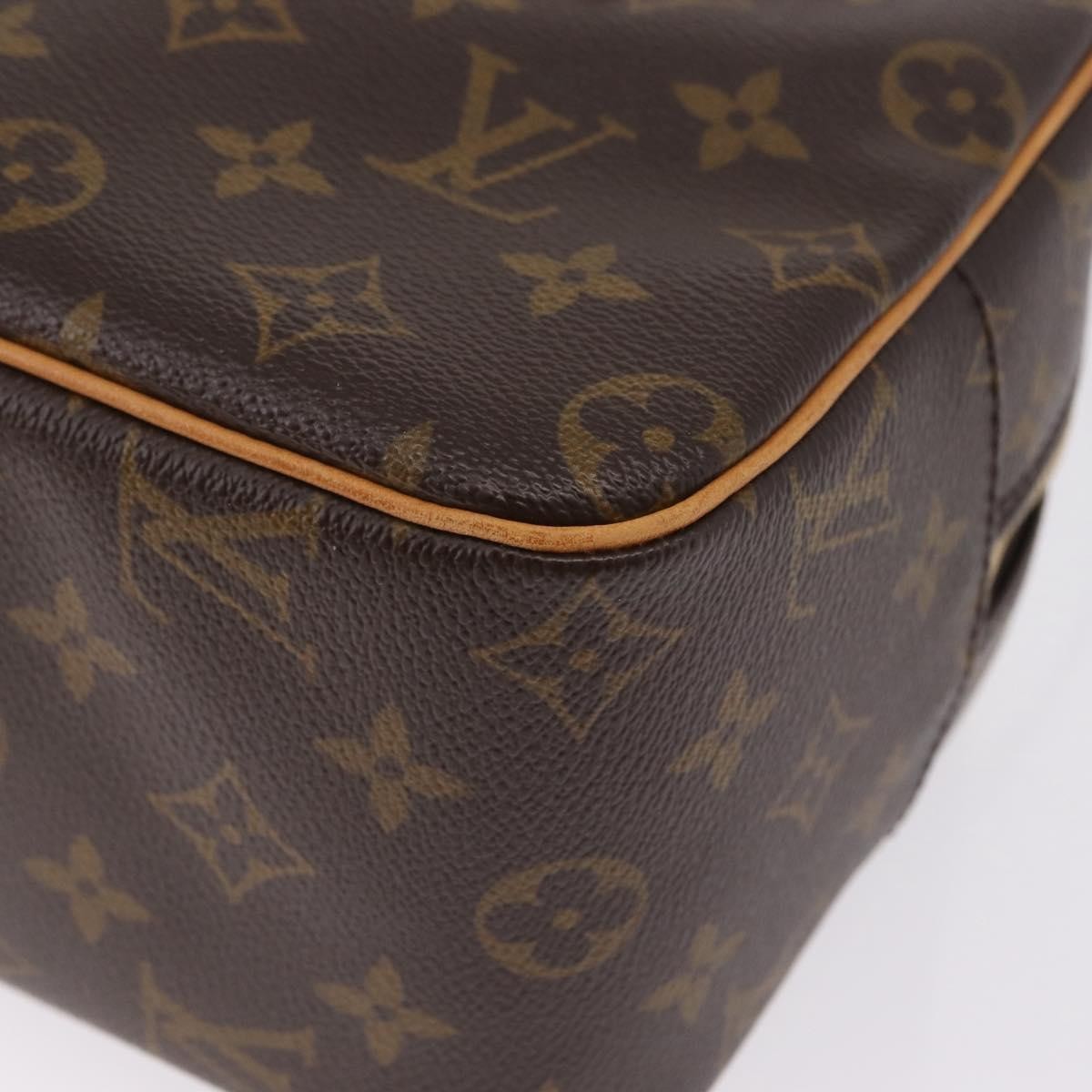 Louis Vuitton Cite Monogram Canvas, Brown, Canvas, Handbag