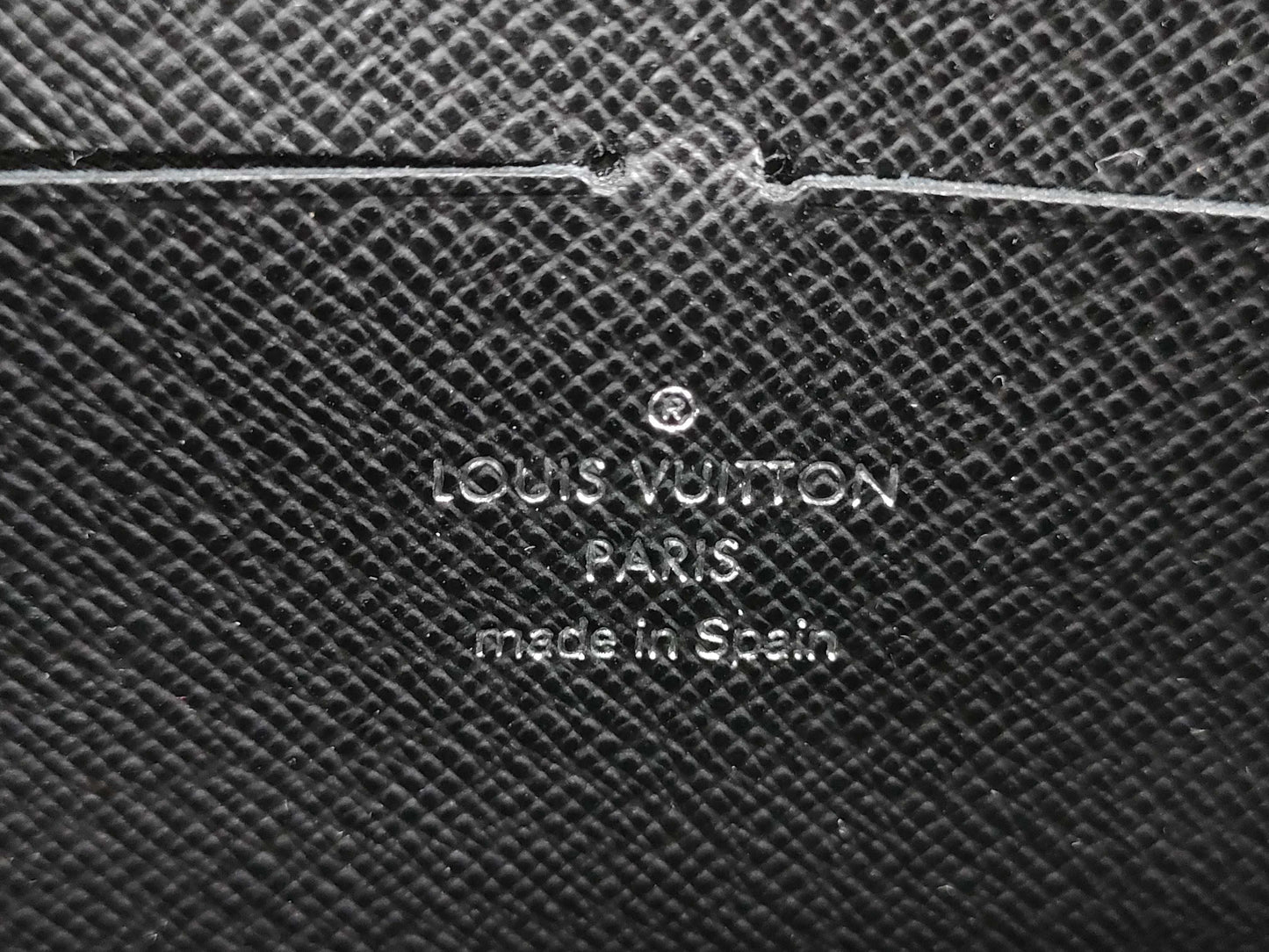 Louis Vuitton Zippy Wallet NM Epi Leather, Black, Leather, Wallet