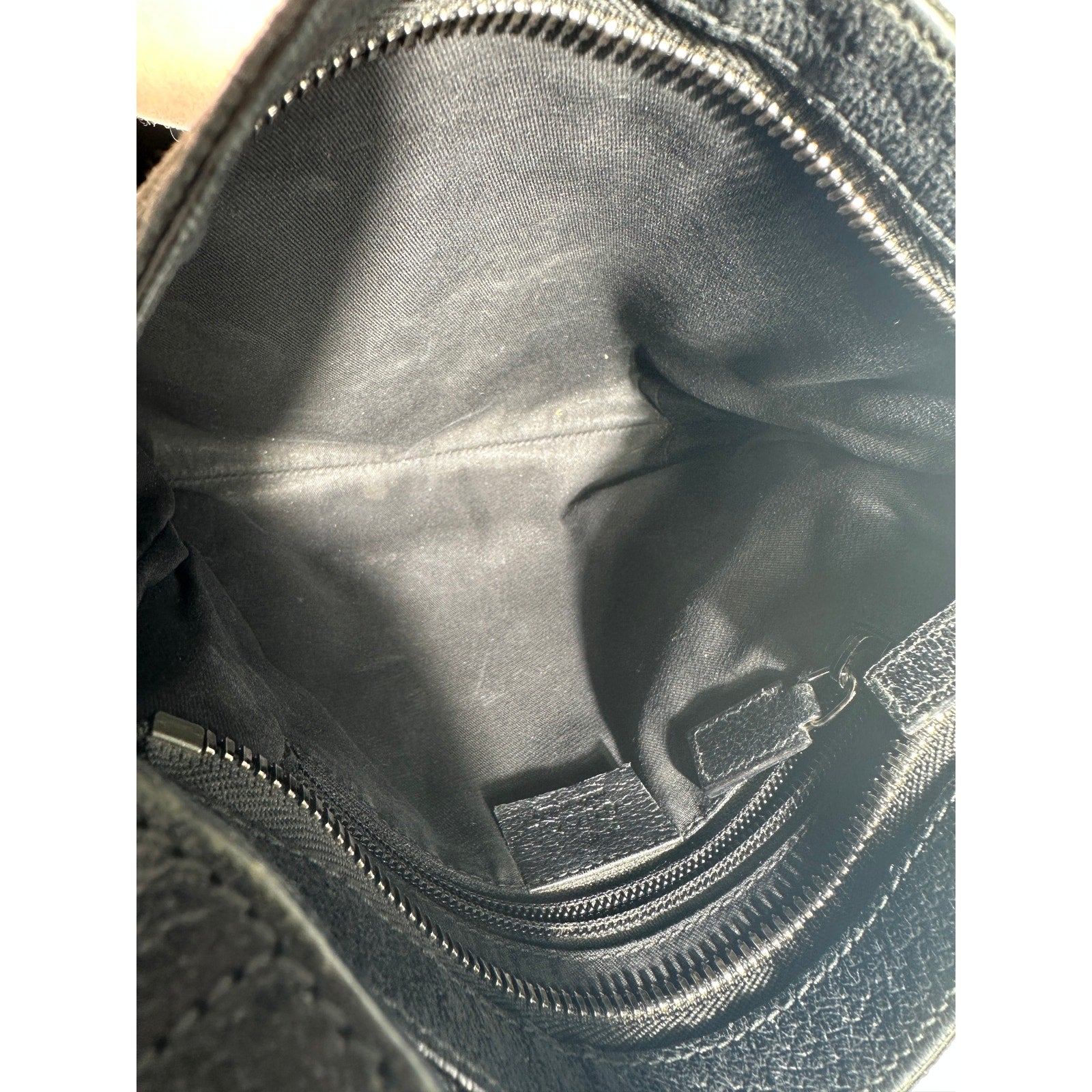 Louis Vuitton, Black, Leather, shoulder