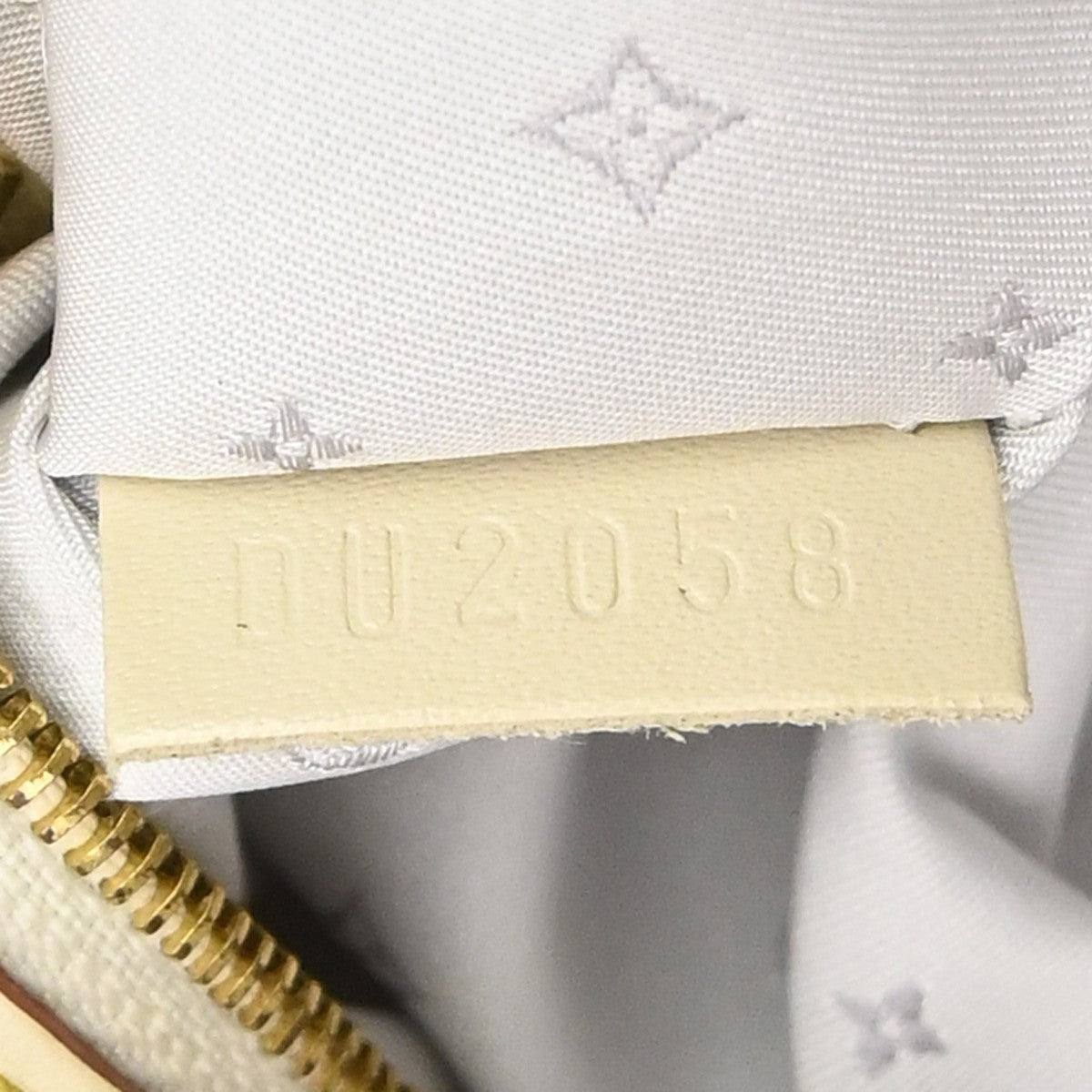 Louis Vuitton Suhali Le Majestueux Leather, White, Leather, Handbag