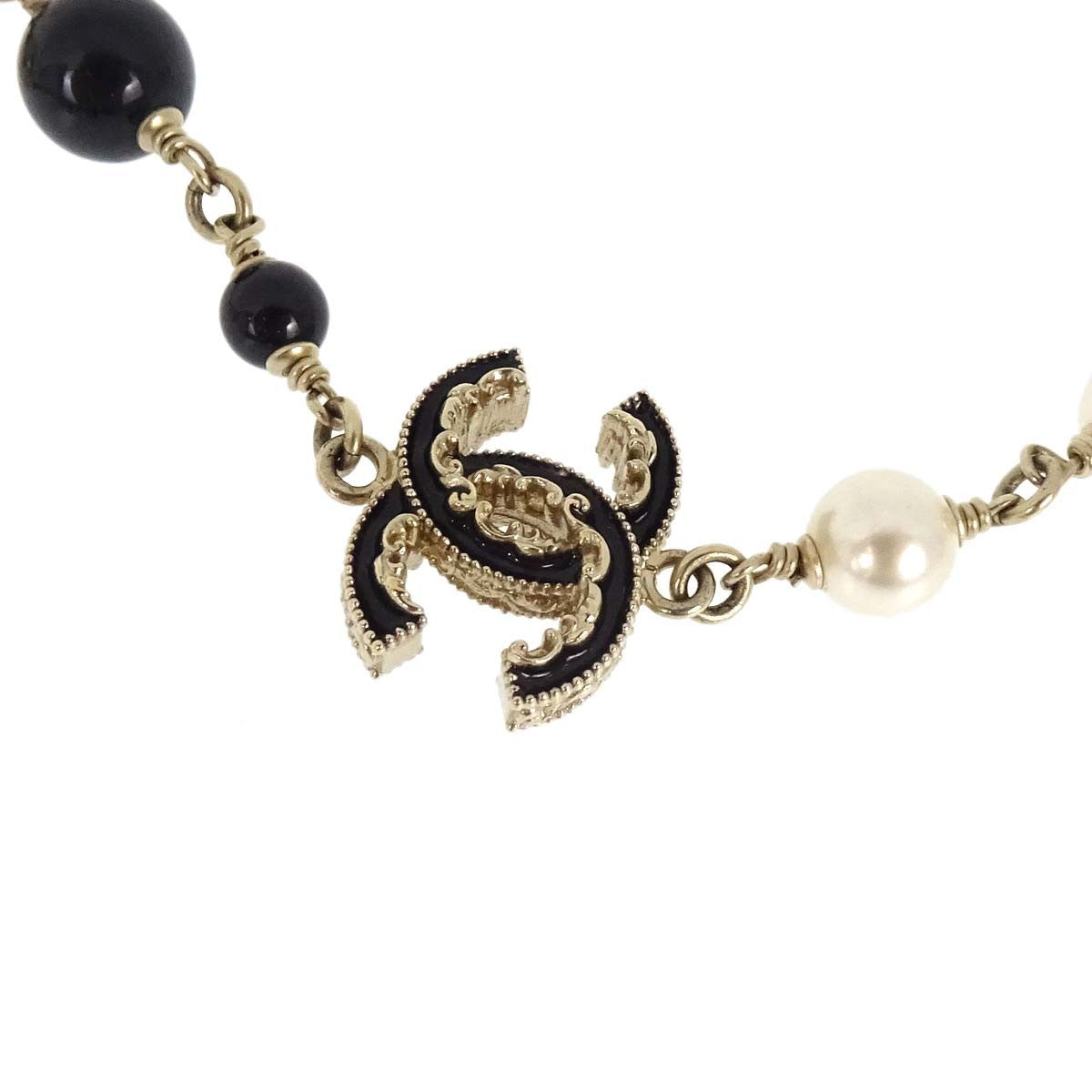 Chanel CC Necklace Faux Pearl and Metal, Gold, Gold Plated, Necklace