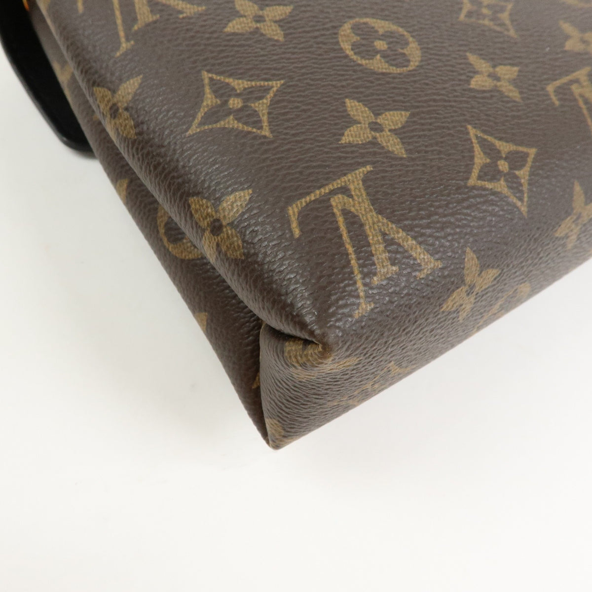 Louis Vuitton Pallas Chain Monogram Canvas and Calfskin, Brown, Canvas, Shoulder Bag