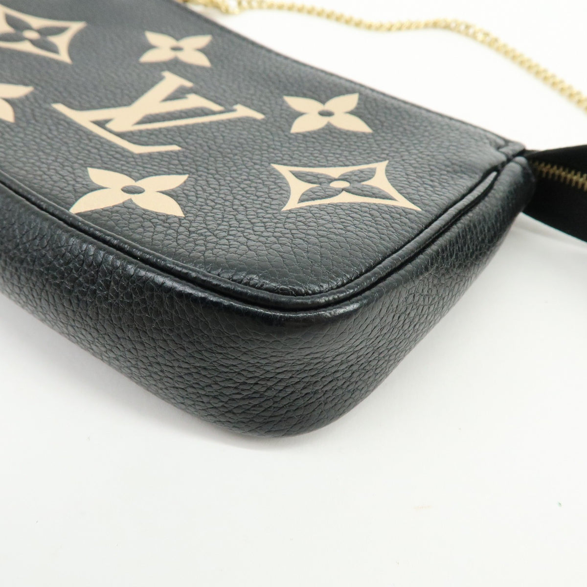 Louis Vuitton Pochette Accessoires Bicolor Monogram Empreinte Giant, Black, Leather, Clutch