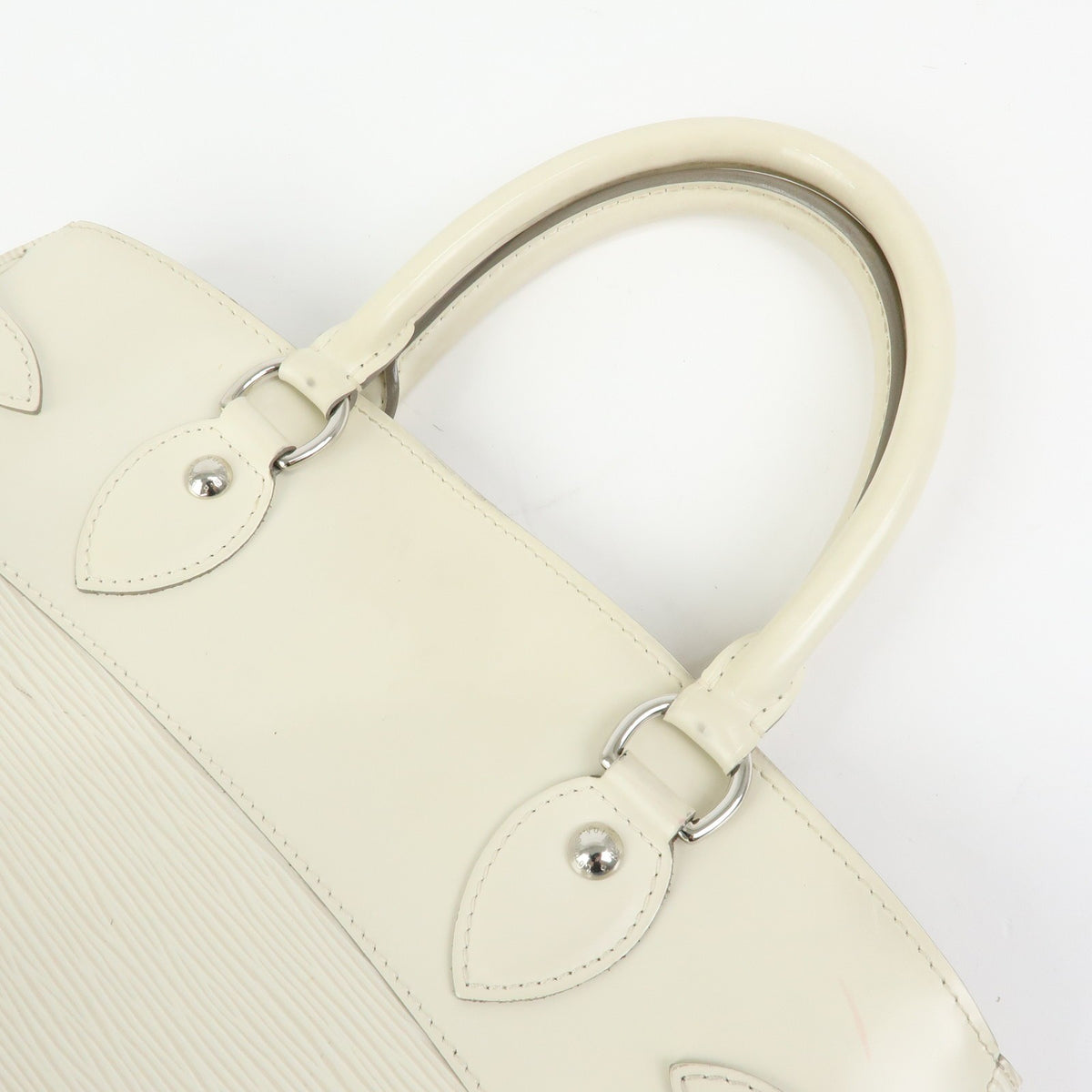 Louis Vuitton Passy Epi Leather, White, Leather, Tote Bag