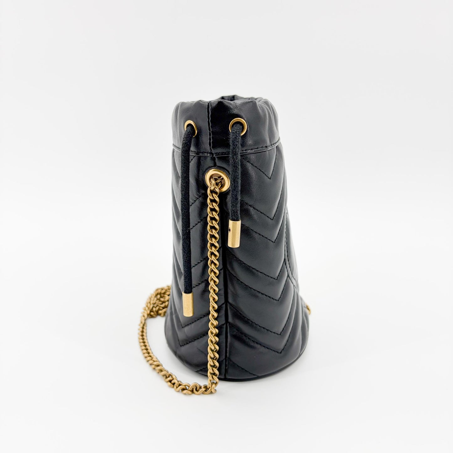 Gucci GG Marmont Bucket Matelasse Leather, Black, Leather, Handbag