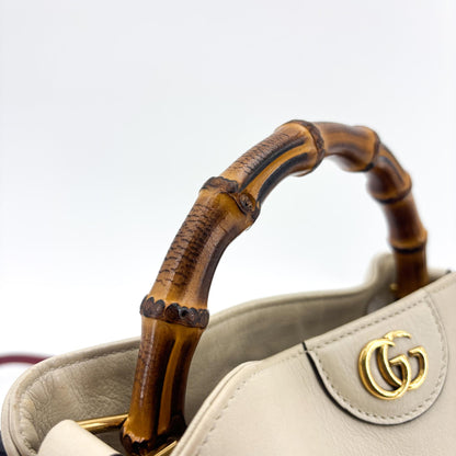 Gucci Diana Bamboo Leather, Beige, Leather, Shoulder Bag