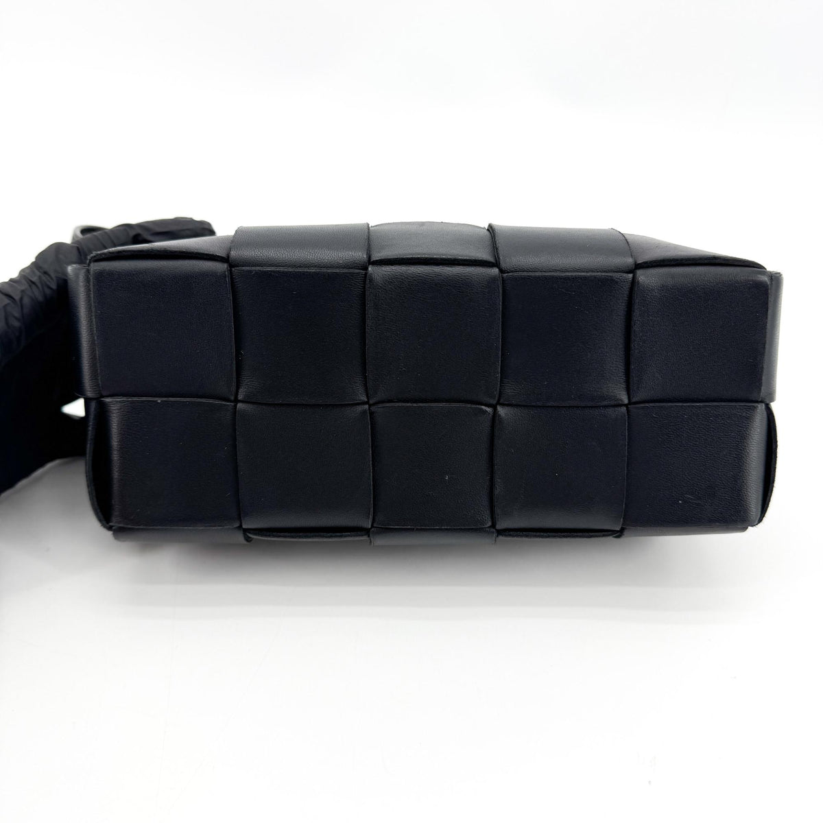 Bottega Veneta Brick Cassette Maxi Intrecciato Leather, Black, Leather, Shoulder Bag