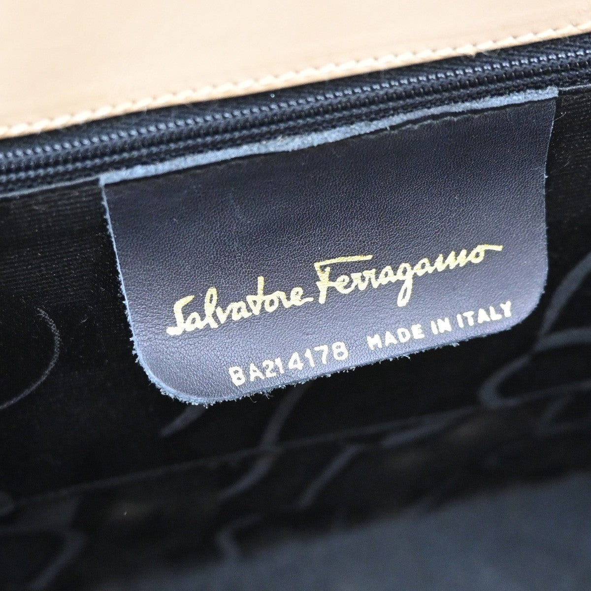 Salvatore Ferragamo Convertible Vara Bow Leather, Beige, Leather, Tote Bag