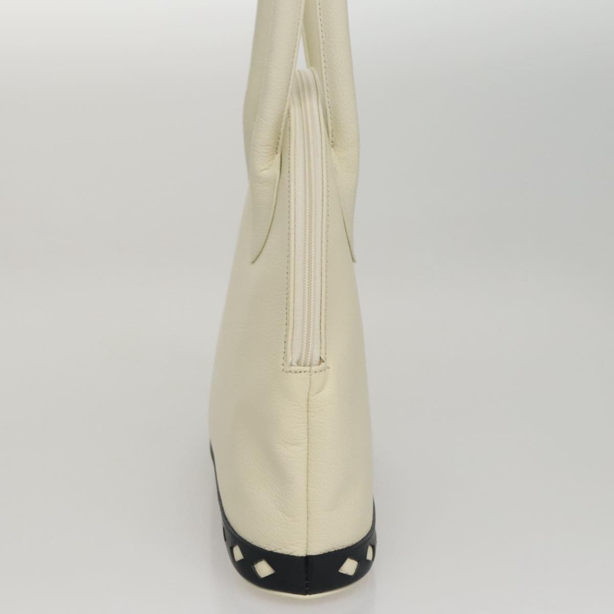 Saint Laurent Vintage Leather, White, Leather, Handbag